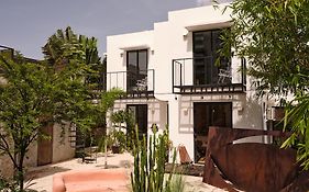 Casa Frida By Dw